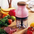 Máy xay sinh tố - Vật dụng cần thiết cho mọi căn bếp